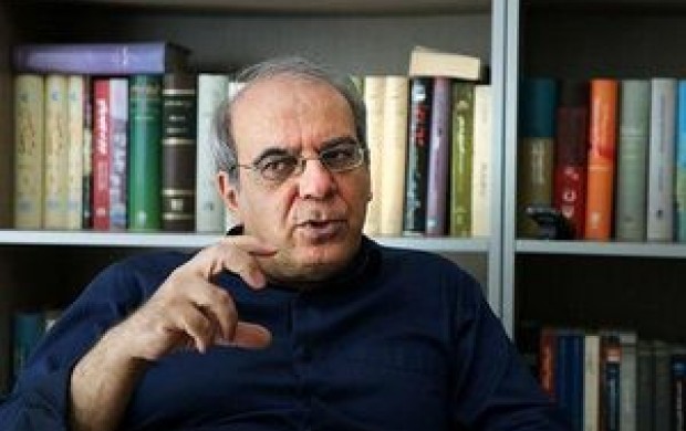 عبدی: روحانی بدش نمی‌آید وارد حاشیه شود