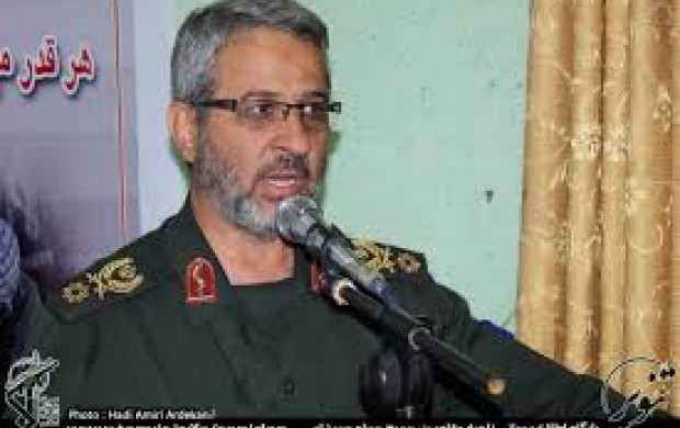 گروهی که خنجر را برای سپاه از رو بسته اند