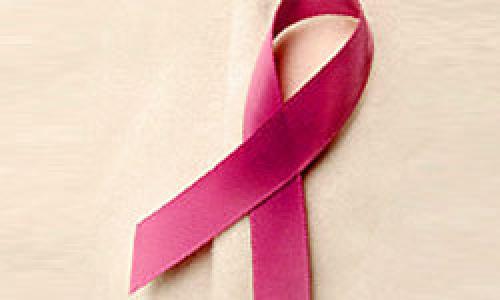  ابتلای سالانه ۱۰ نفر به سرطان سینه