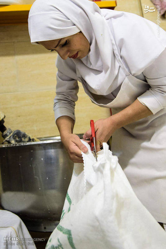 نانوایی زنانه در کرج+عکس