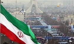 زیارت عمره گذاران ایرانی به نیابت از شرکت کنندگان در راهپیمایی 22 بهمن