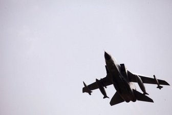 سقوط یک جنگنده عربستان در جنوب یمن