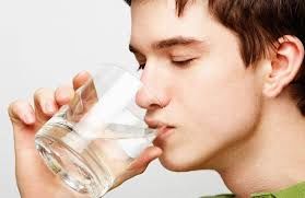 نسخه طب سنتی برای نوشیدن آب چیست؟