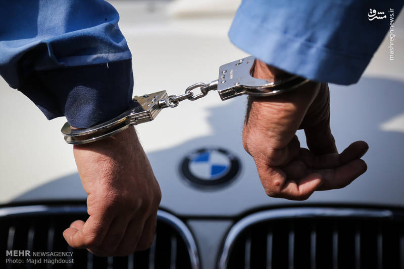  فروش مواد مخدر با"BMW"!+عکس