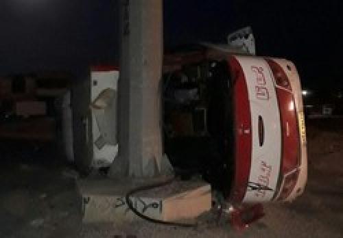  تصادف خونین اتوبوس در محور شاهین‌شهر با ۱۴ مصدوم