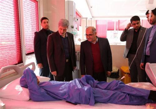 وزیر دفاع از انجمن خیریه مهرانه بازدید کرد