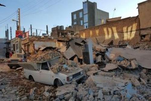 همدردی قهرمانان کشتی جهان با زلزله‌زدگان ایران +عکس
