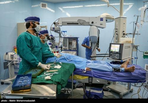 زلزله کرمانشاه| خدمات سپاه در بزرگترین بیمارستان صحرایی کشور + فیلم