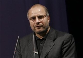 کاملاً مشقت‌های تاکسی رانان را درک می کنم