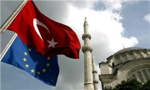 اتحادیه اروپا کمک‌های مالی به ترکیه را قطع کرد