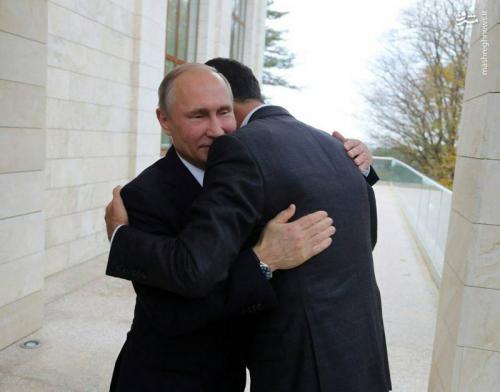 بشار اسد در آغوش پوتین+عکس