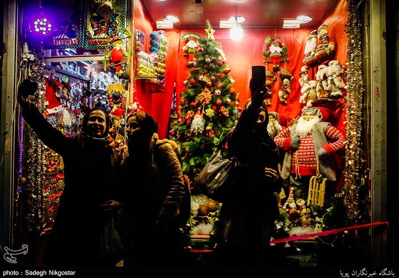  حال و هوای خرید کریسمس در محله‌های مسیحی‌نشین تهران