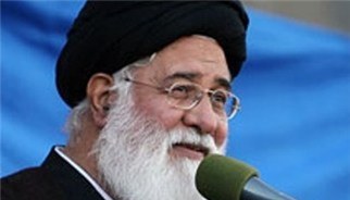 دیدگاه آیت‌الله علم‌الهدی در خصوص افرادی که دور انحراف جمع شدند