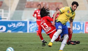 مدافع سابق پرسپولیس در یک‌قدمی سپیدرود