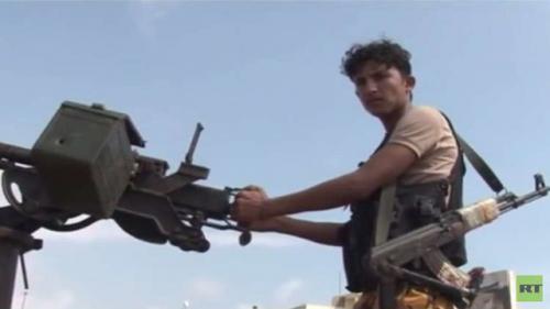 اخباری ضد و نقیض از تسلط جدایی‌طلبان جنوب یمن بر مقرهای دولت مستعفی در عدن