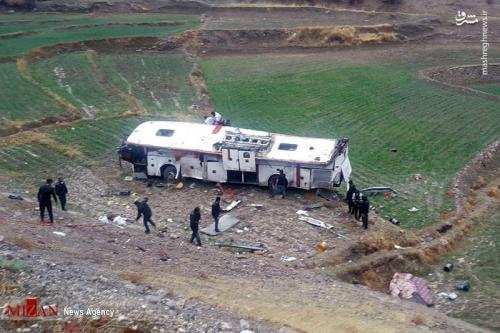 سقوط مرگبار اتوبوس به دره+عکس