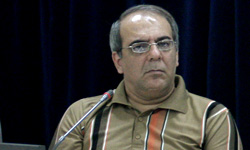 عباس عبدی: خاتمی را باید تحریک کرد