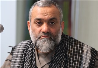 آمریکا پیش از مذاکره باید آدم بشود/ اخلال‌گران قم با بسیج نسبت ندارند