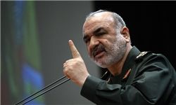 سردار سلامی:موشک سرمایه دفاعی ماست