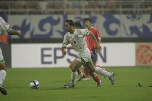 بهترین هافبک تاریخ جام ملت های آسیا علی کریمی شد