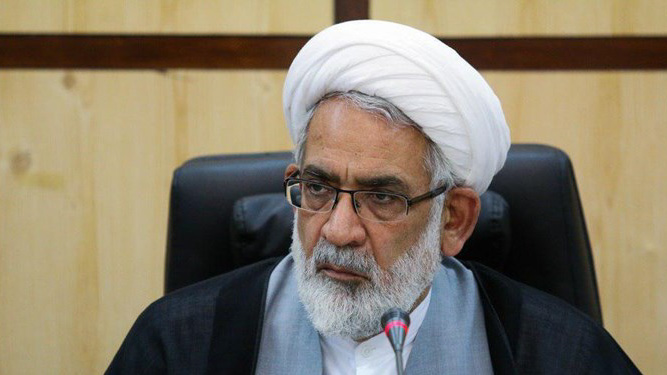 دادستان کشور خطاب به روحانی: در گزینش خود اجازه انتصاب افراد دوتابعیتی را می دهید؟