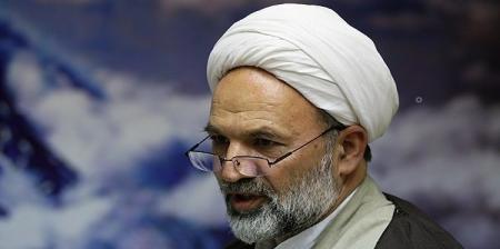 روحانی اعتراف کرد که در ماجرای گران شدن دلار از برخی اقتصاددان‌ها بازی خورده است