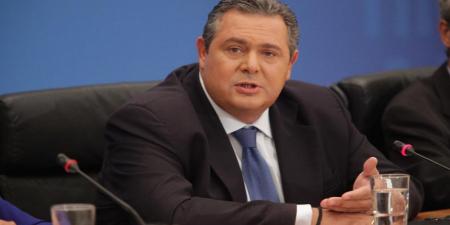 وزیر دفاع یونان چرا استعفا داد؟