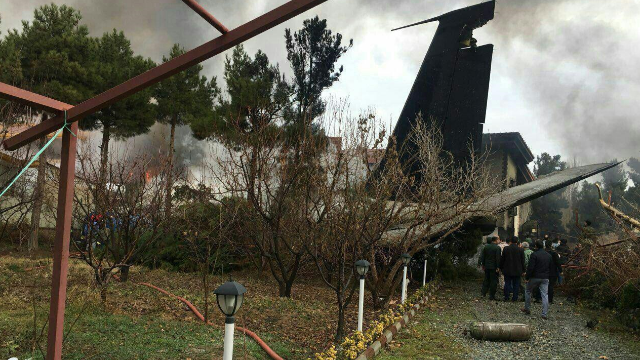 هنوز هیچ آمار رسمی دربارهی تلفات جانی سقوط هواپیما به ما گزارش نشده است