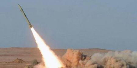 افزایش قدرت نظامی یمن  با استفاده از چند پهپاد و موشک بالستیک جدید+فیلم