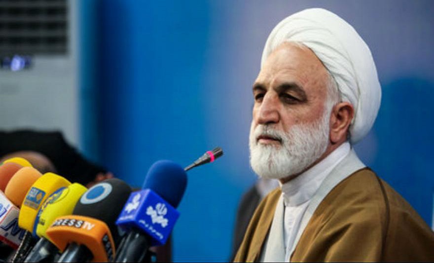 موافق "دادگاه علنی" هستم