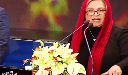 ماجرای جنجالی  بوسیدن گوهر خیراندیش+فیلم