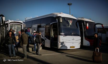 مسافران نوروزی در پایانه اتوبوسرانی بیهقی
