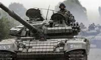 IRGC Tests Tanks, Armored Vehicles' Firepower
