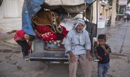 سیل زدگان بامدژ خوزستان به خانه هایشان بازگشتند+تصاویر