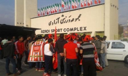 طرح فروش بلیت اینترنتی در فوتبال ایران در حد شعار باقی‌ماند!