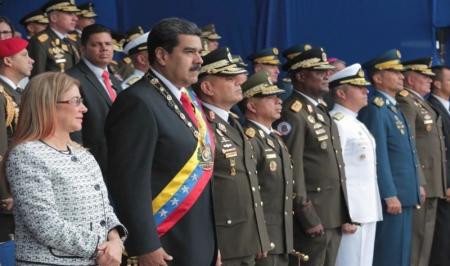 تمجید مادورو از ارتش ونزوئلا به دلیل وفاداری
