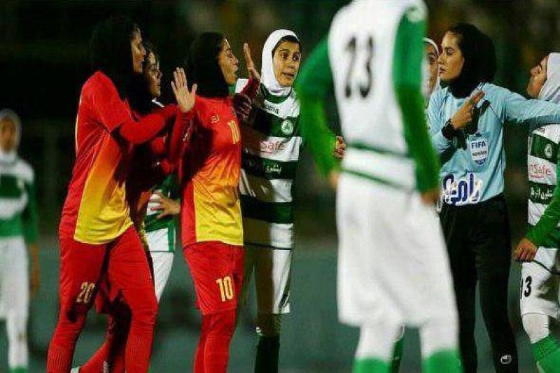 درگیری فیزیکی و خشونت در رقابتهای لیگ برتر فوتبال بانوان