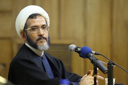 مجلس آن‌طور که باید به بیانیه‌ی گام دوم رهبر انقلاب توجه نداشت/ محدود کردن بیانیه به جریان‌های خاص بی‌مهری به زحمات رهبر انقلاب است