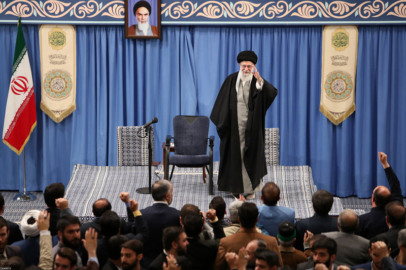 سبک زندگی را با فرهنگسازی به مسیر اسلامی آن بازگردانید