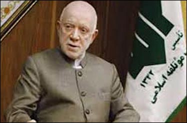 جریان انحرافی تا انتخابات درپی فریب و جذب افراد خوشنام است