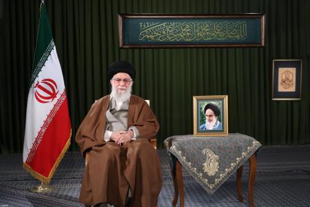 فیلم| بیانات مهم رهبری درباره ویروس بین المللی کرونا 
