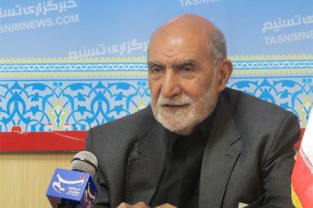 فیلم| در گذشت استاد حاج محمود اکبرزاده، شاعر و مداح پیشکسوت و انقلابی مشهد
