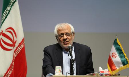 شهید بهشتی حکومت لیبرال را خطر بزرگی برای انقلاب اسلامی می‌دانست