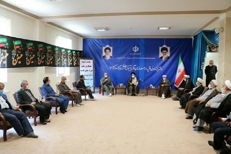 حضور روحانیون آموزش دیده در مدارس آذربایجان غربی افزایش یابد