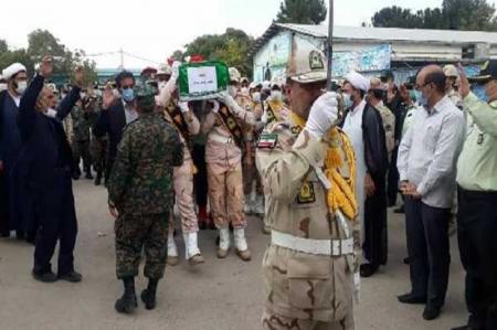 پیکر مطهر شهید محمدرئوف رضایی در کرمانشاه تشییع شد