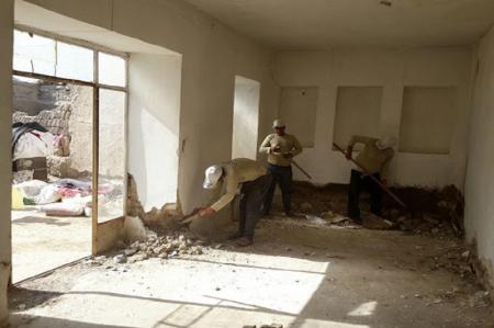 منازل محرومان خوزستان توسط گروه‌های جهادی تعمیر می‌شود