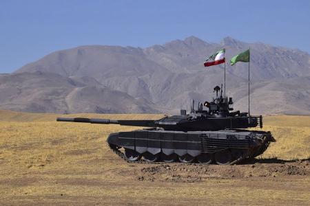 اهمیت قرارداد استراتژیک نظامی تهران و بغداد / ایران چه تسلیحاتی به عراق صادر می‌کند؟