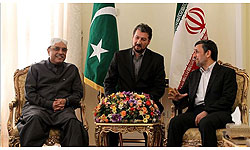 Iranian, Pakistani Presidents: IP Gas Pipeline to Guarantee Regional Security