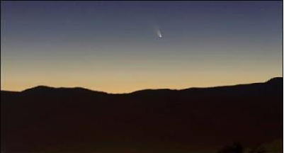 دنباله‌دار پن با ماه و اورانوس شب نشینی دارد