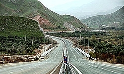 آزادراه تهران-شمال عیدی دولت به مردم/تردد بدون پرداخت عوارض